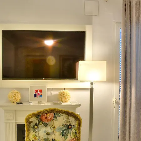 Calle Betis Apartment